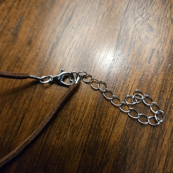 Two-Piece Bohemian Pendant Necklace Set Dragonfly Turquois Beads Faux Leather - Picture 9 of 10